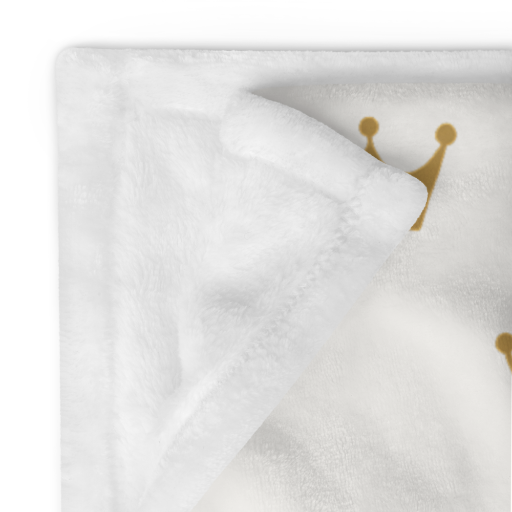 Custom Pet Throw Blanket – Ivory Whisper Crown Design – Nova